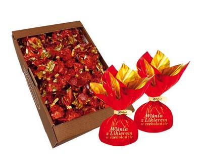 Pralina Wisnia z likierem i czekolada / Cherry praline with liqueur and chocolate 2.5kg